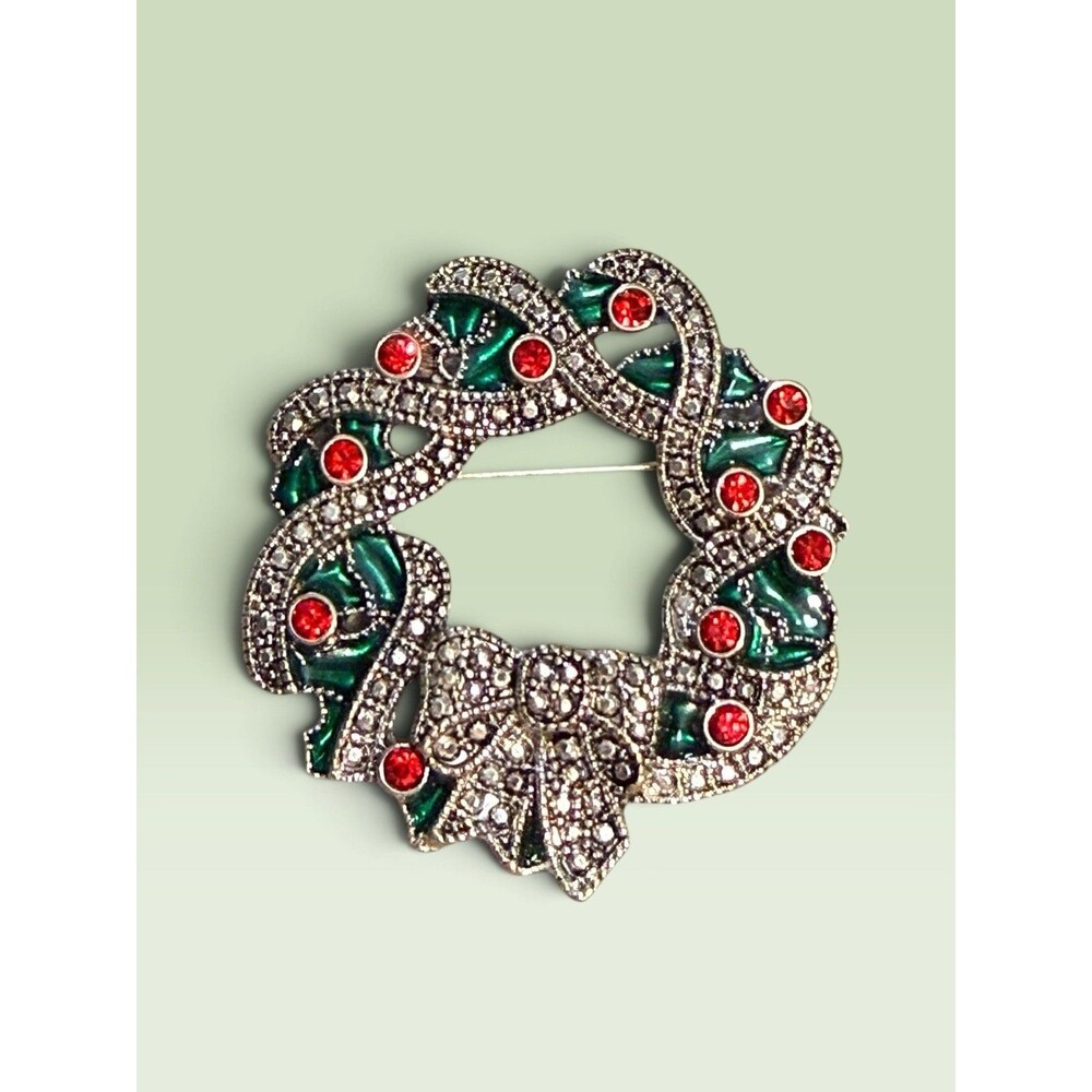 Vintage Kenneth Cole Holiday Wreath Brooch Pin Green Enamel Red Rhinestones